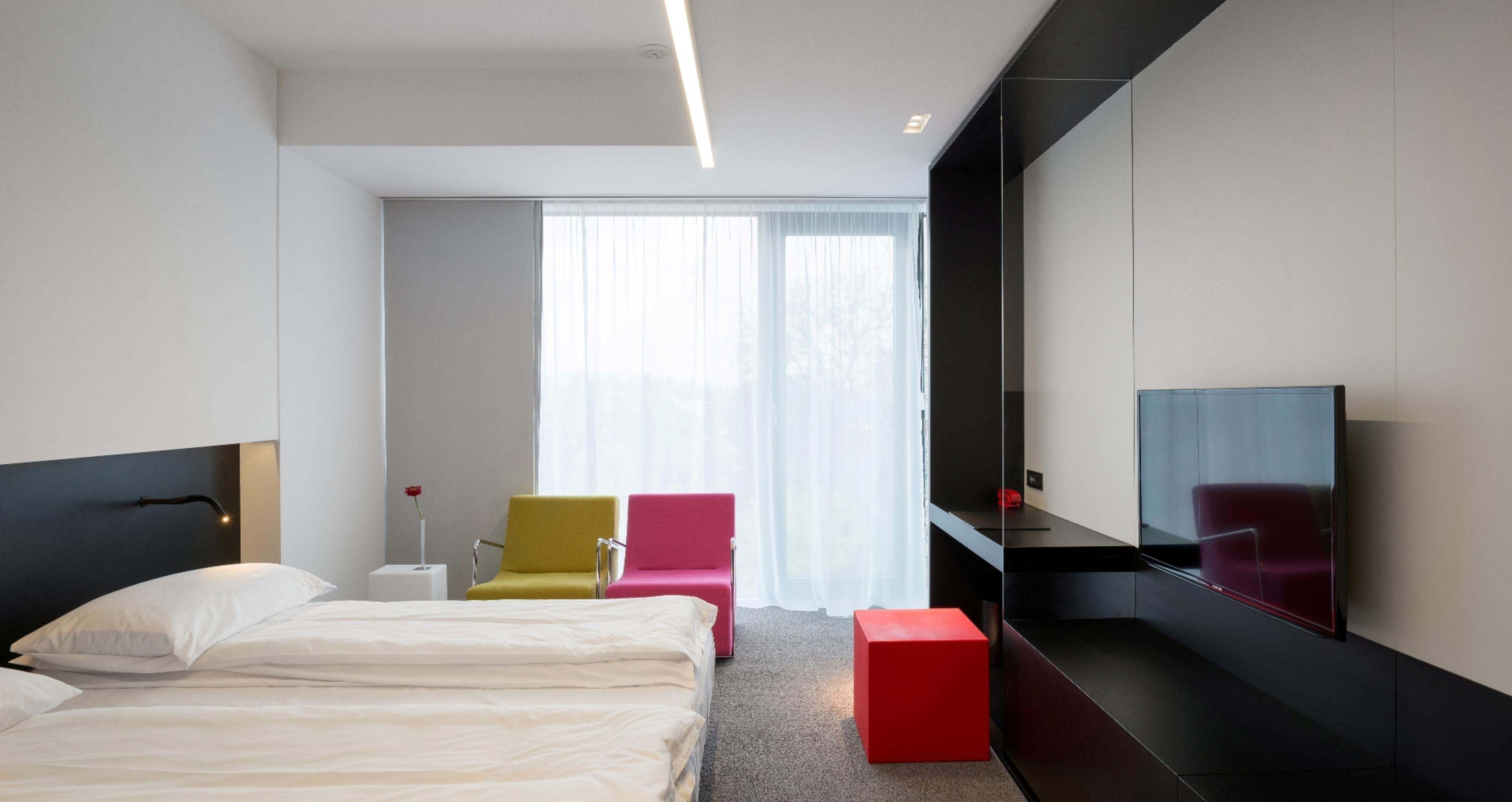Hotel Privo Тыргу-Муреш Экстерьер фото