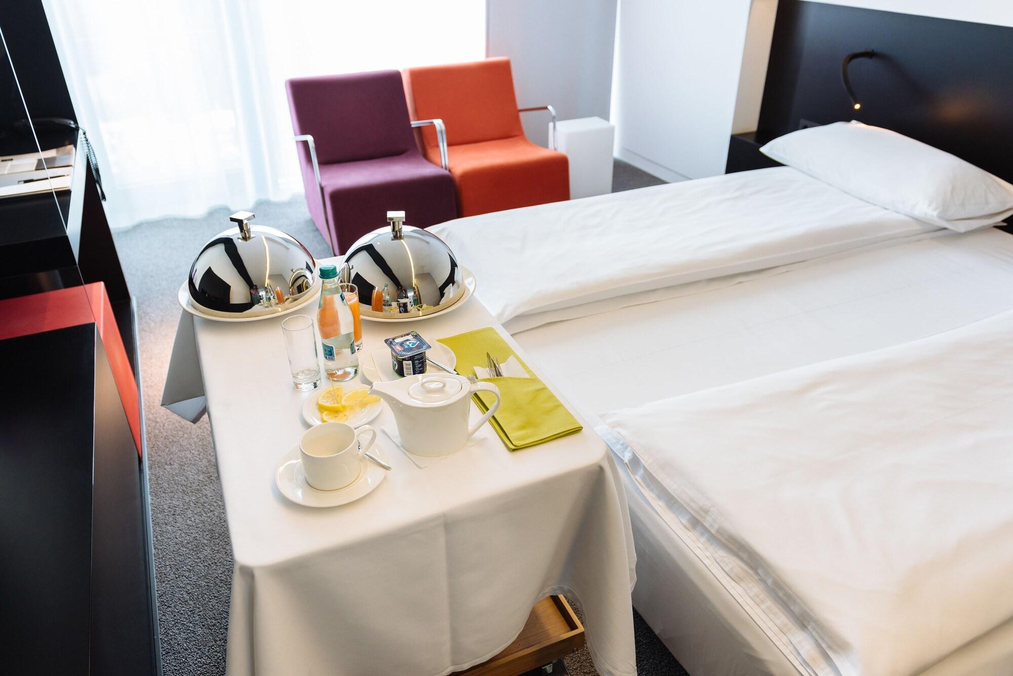 Hotel Privo Тыргу-Муреш Экстерьер фото